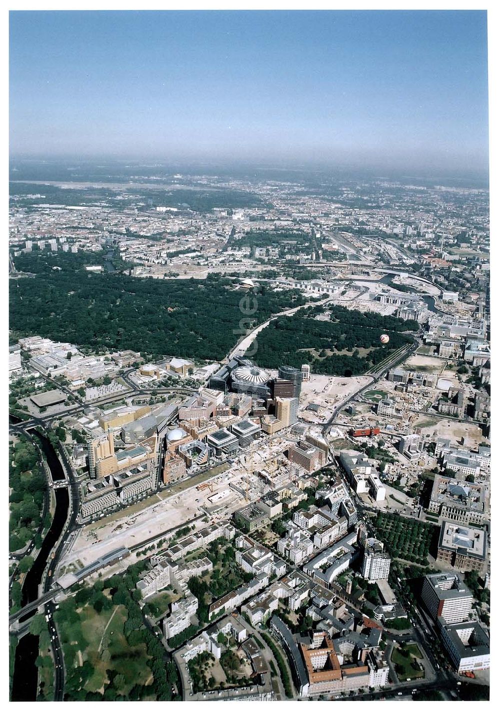 Luftbild Berlin - Tiergarten - Potsdamer Platz in Berlin - Tiergarten.