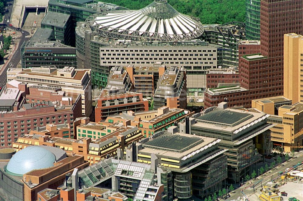 Luftaufnahme Berlin - Potsdamer Platz im Innenstadt- Zentrum in Berlin