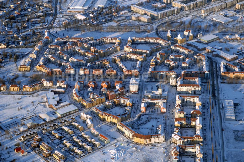 POTSDAM aus der Vogelperspektive: Potsdamer Stadtteil Kirchsteigfeld im Winter mit Schnee