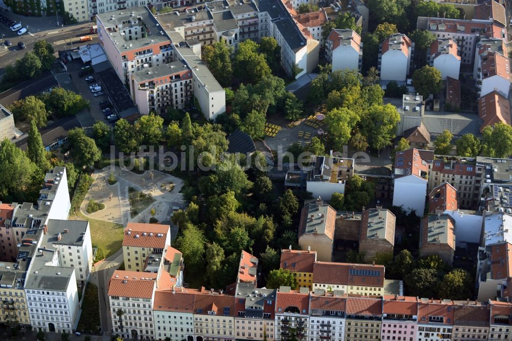 Berlin OT Prenzlauer Berg von oben - Prater Biergarten im Ortsteil Prenzlauer Berg in Berlin