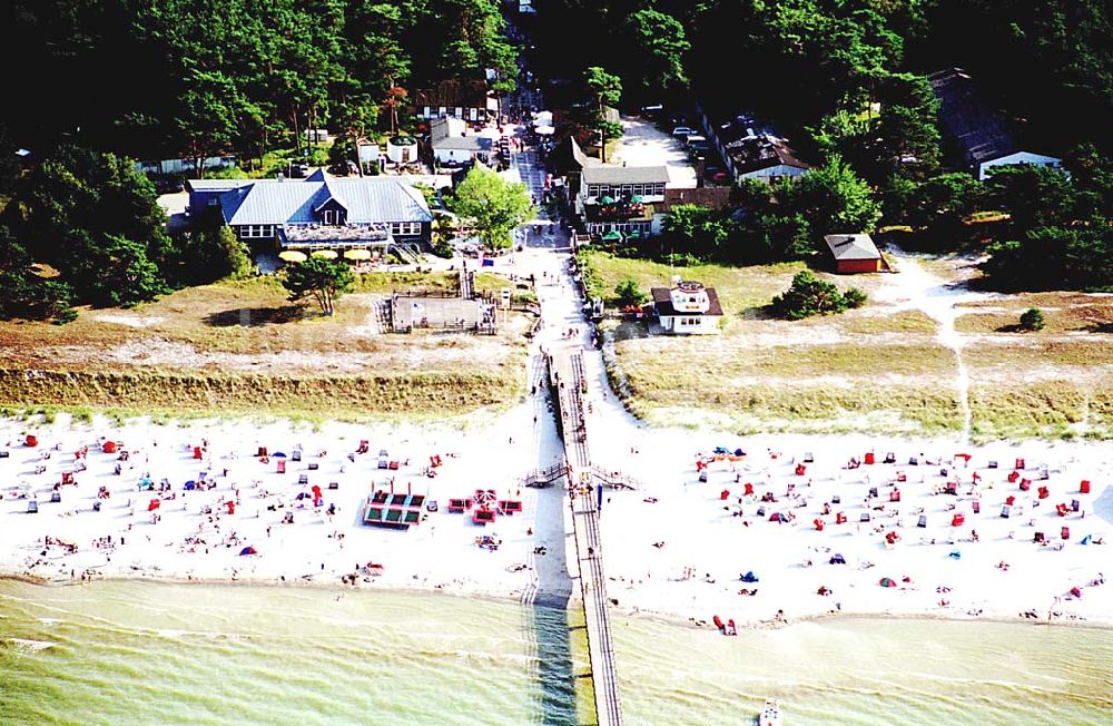 Luftbild Prerow / Mecklenburg Vorpommern - Prerow / Mecklenburg Vorpommern Strand und Seebrücke von Prerow in MV