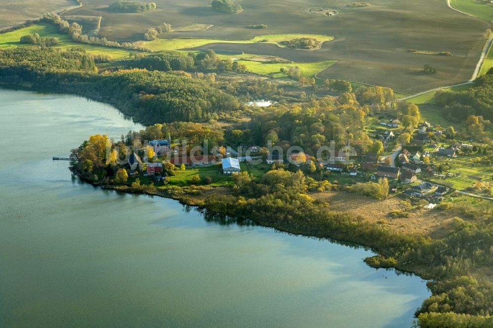 Prillwitz aus der Vogelperspektive: Prillwitz am Lieps See an der Mecklenburgische Seenplatte im Bundesland Mecklenburg-Vorpommern