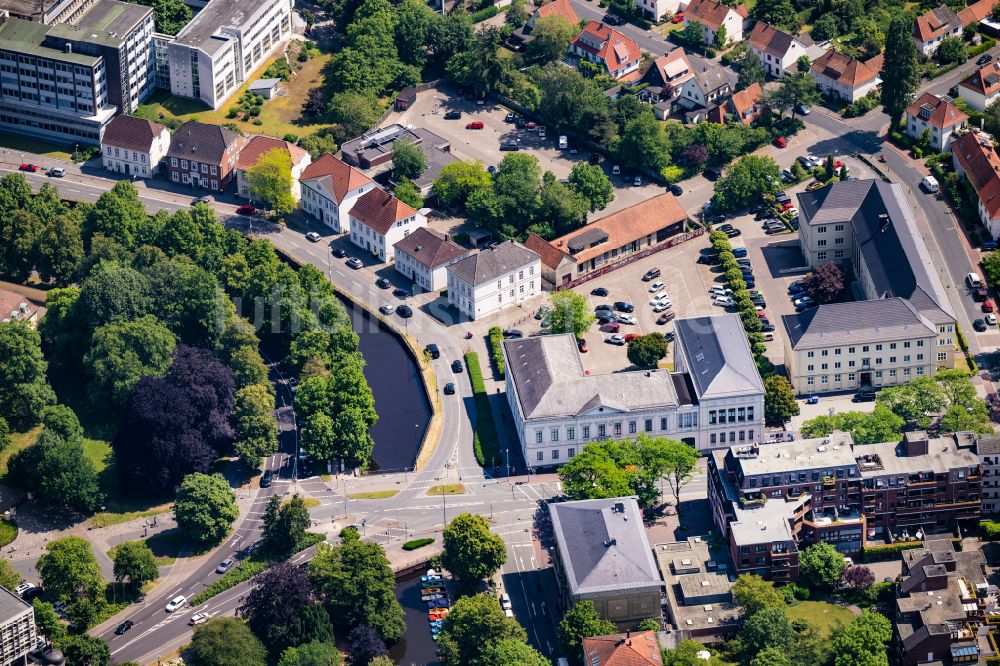 Oldenburg von oben - Prinzen Palais in Oldenburg im Bundesland Niedersachsen, Deutschland