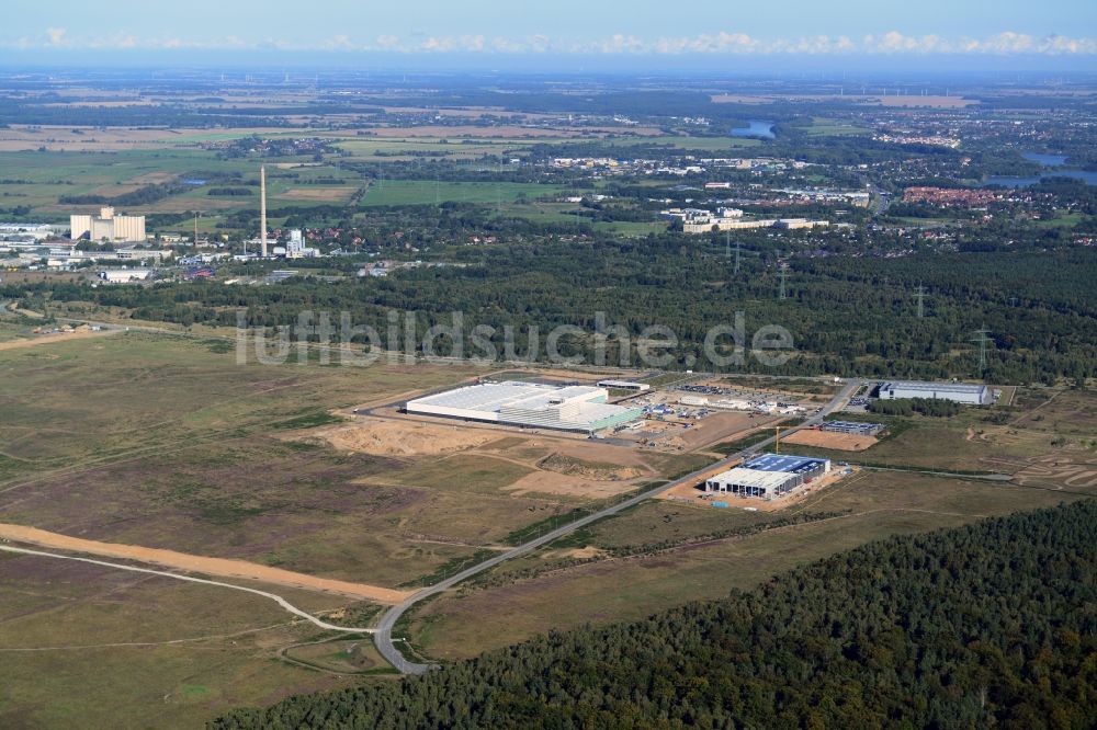 Luftaufnahme Schwerin - Procap Neubau - Baustelle im Industriepark Schwerin im Bundesland Mecklenburg-Vorpommern