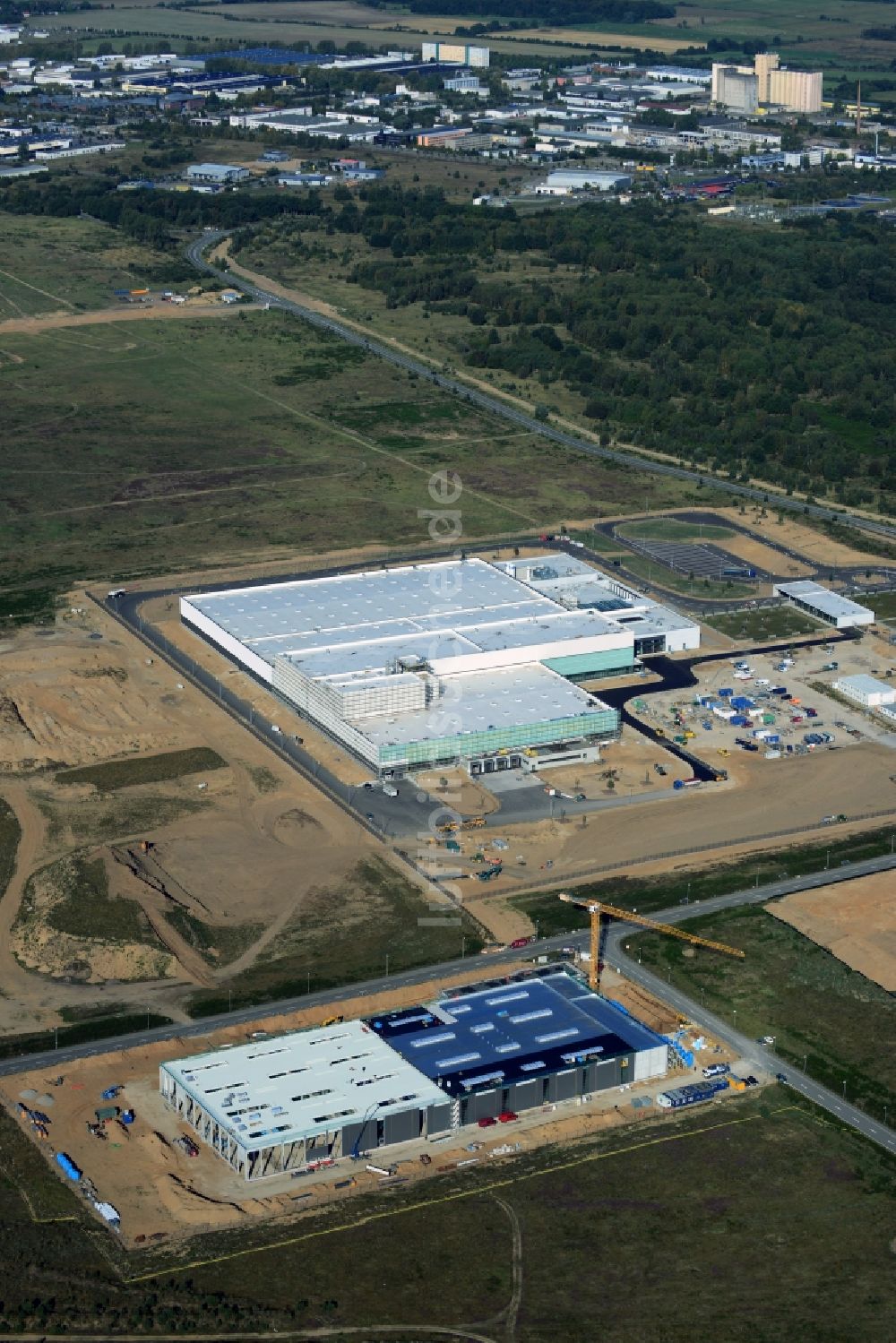 Luftaufnahme Schwerin - Procap Neubau - Baustelle im Industriepark Schwerin im Bundesland Mecklenburg-Vorpommern