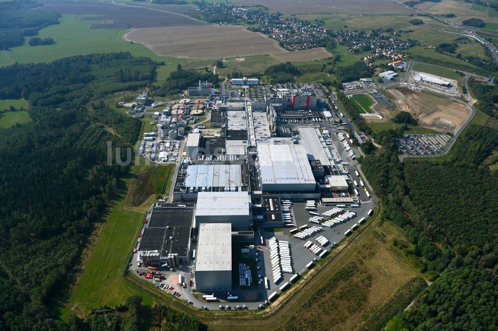 Luftaufnahme Feldschlößchen - Produktionsanlagen des Unternehmens Sachsenmilch im Ortsteil Leppersdorf in Wachau im Bundesland Sachsen