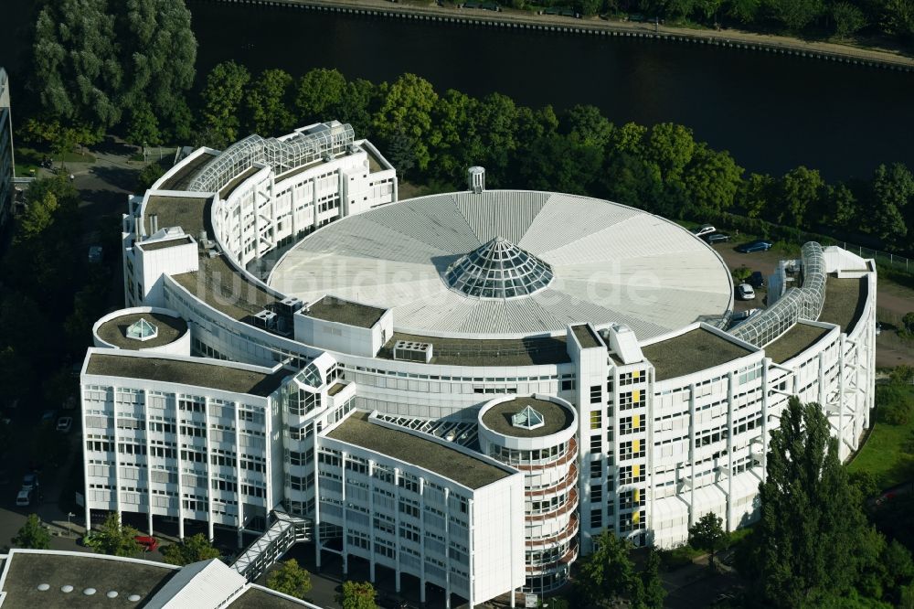 Luftaufnahme Berlin - PTZ und IWF der Technischen Universität Berlin