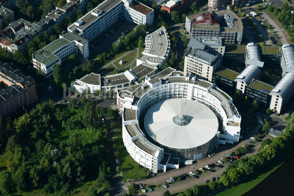 Berlin aus der Vogelperspektive: PTZ und IWF der Technischen Universität Berlin