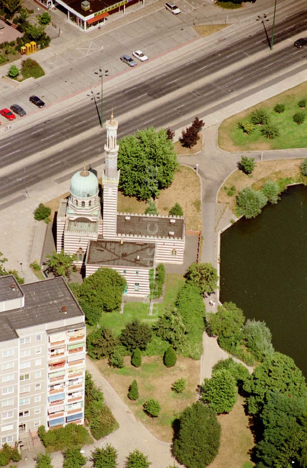 Potsdam von oben - 05.08.1995 Pumpenmoschee Potsdam