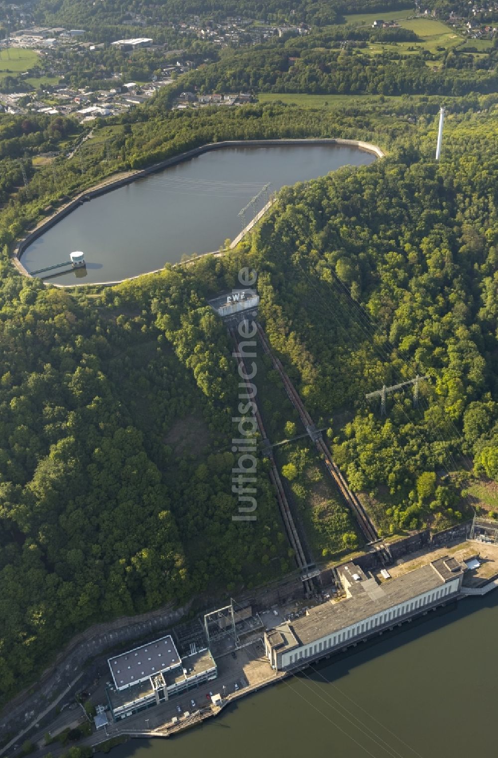 Herdecke von oben - Pumpspeicherkraftwerk Koepchenwerk, einem Wasserkraftwerk mit Energie- Speicher am Hengsteysee in in Herdecke im Bundesland Nordrhein-Westfalen