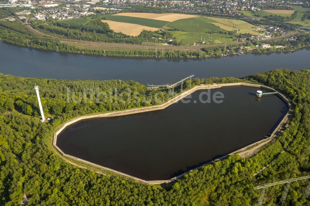 Luftaufnahme Herdecke - Pumpspeicherkraftwerk Koepchenwerk, einem Wasserkraftwerk mit Energie- Speicher am Hengsteysee in in Herdecke im Bundesland Nordrhein-Westfalen