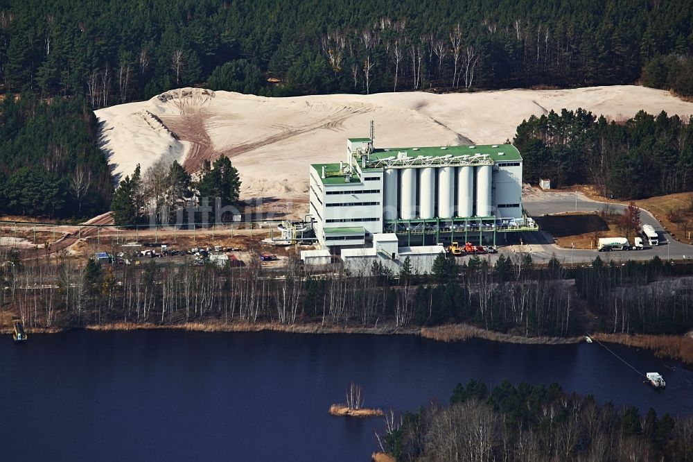 Hohenbocka aus der Vogelperspektive: Quarzwerke GmbH - Quarzsandwerk in Hohenbocka im Bundesland Brandenburg, Deutschland