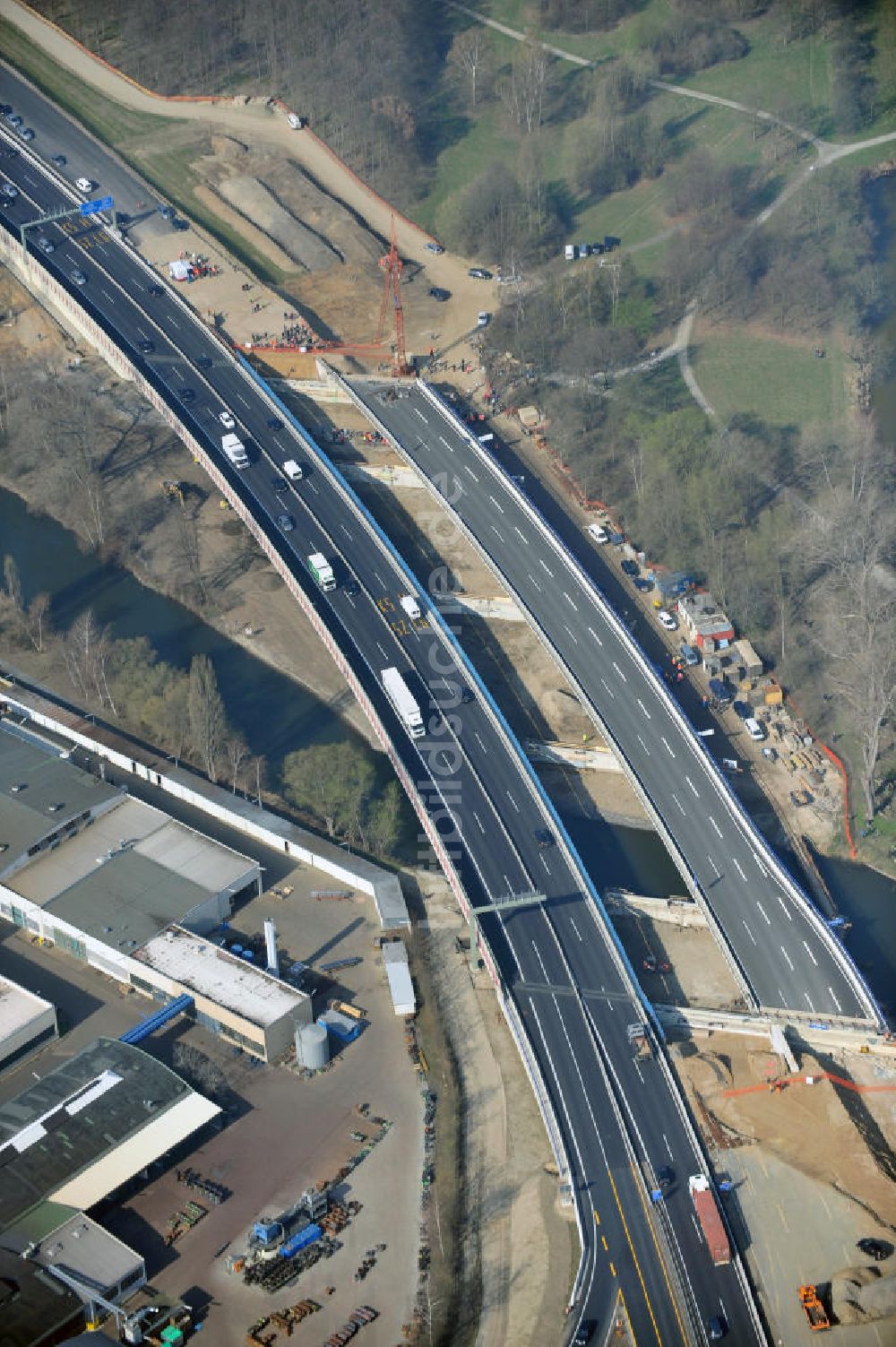 Luftaufnahme Braunschweig - Querverschub Brücke beim Um- und Ausbau des Autobahndreieck Braunschweig-Südwest