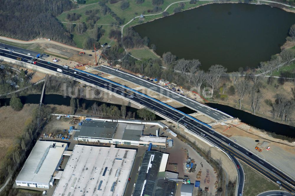 Braunschweig aus der Vogelperspektive: Querverschub Brücke beim Um- und Ausbau des Autobahndreieck Braunschweig-Südwest