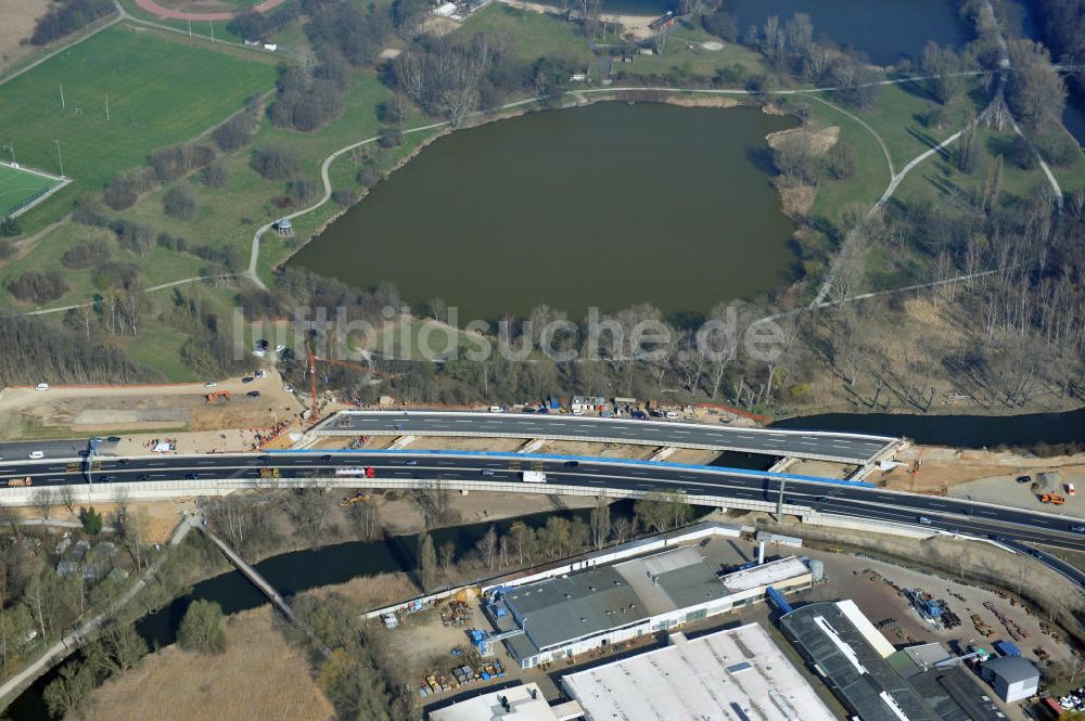 Luftaufnahme Braunschweig - Querverschub Brücke beim Um- und Ausbau des Autobahndreieck Braunschweig-Südwest