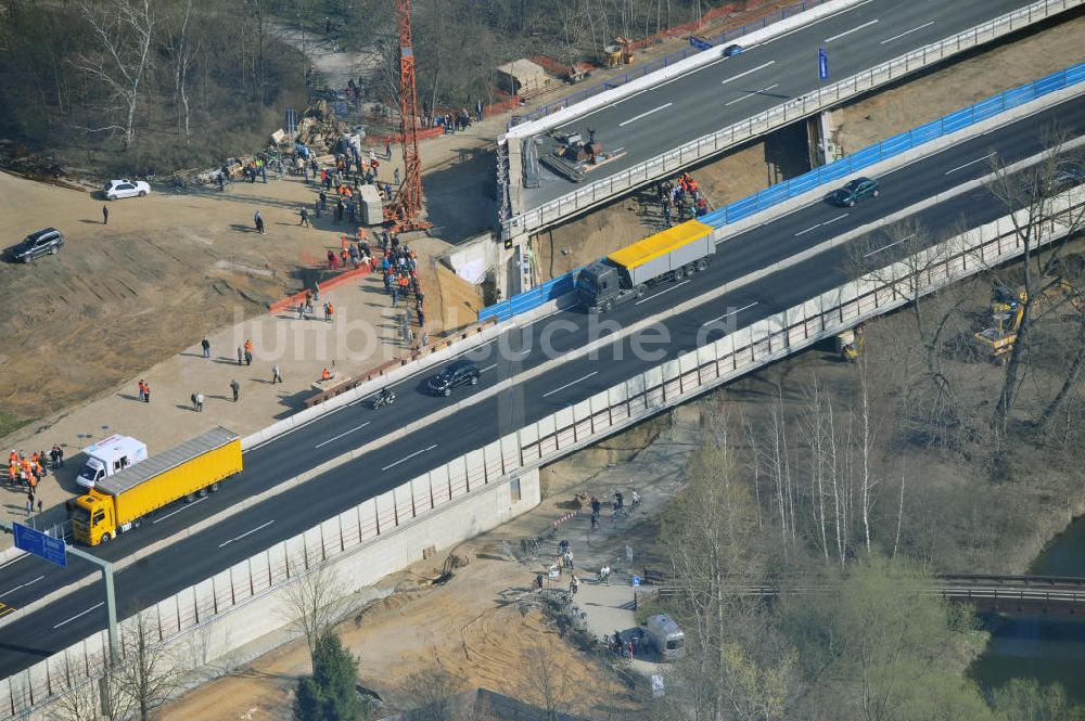 Braunschweig aus der Vogelperspektive: Querverschub Brücke beim Um- und Ausbau des Autobahndreieck Braunschweig-Südwest