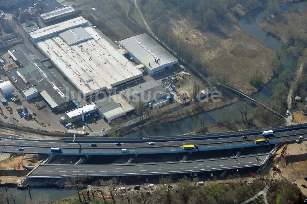 Luftaufnahme Braunschweig - Querverschub Brücke beim Um- und Ausbau des Autobahndreieck Braunschweig-Südwest