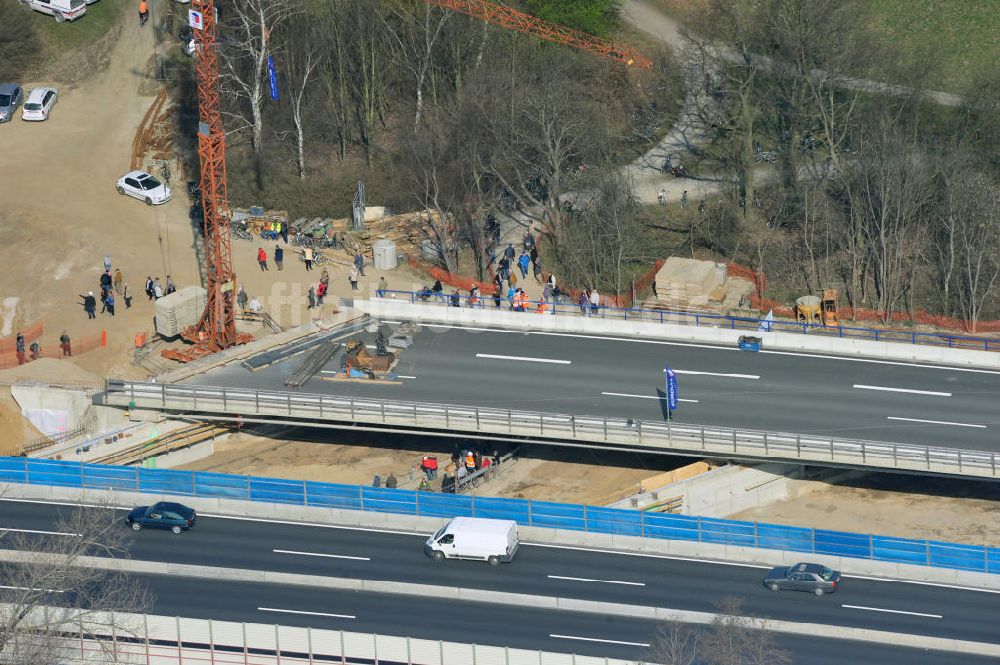 Braunschweig aus der Vogelperspektive: Querverschub Brücke beim Um- und Ausbau des Autobahndreieck Braunschweig-Südwest