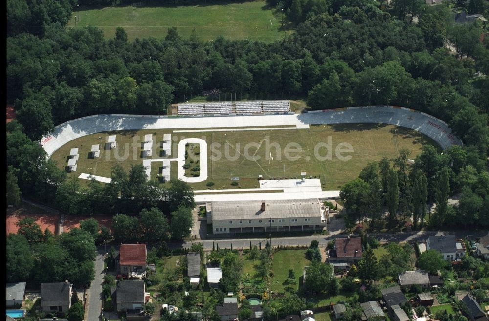 Forst aus der Vogelperspektive: Radrennbahn Arena in Forst im Bundesland Brandenburg