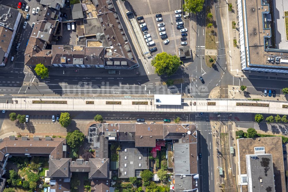 Mülheim an der Ruhr aus der Vogelperspektive: Radschnellweg in Mülheim an der Ruhr im Bundesland Nordrhein-Westfalen, Deutschland