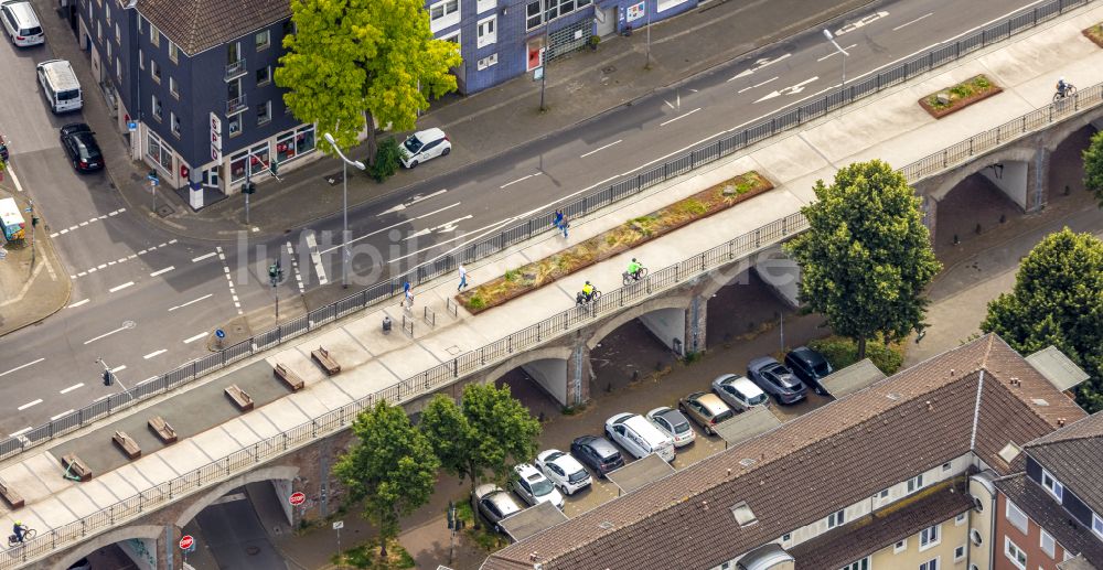 Mülheim an der Ruhr von oben - Radschnellweg in Mülheim an der Ruhr im Bundesland Nordrhein-Westfalen, Deutschland