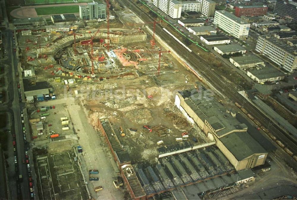 Luftaufnahme Berlin - 13.02.95 Radsporthallenbau an der Landsberger Allee/ Storkower Straße