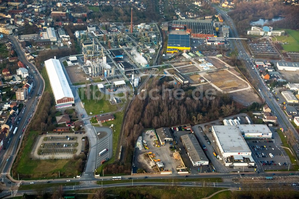 Herne von oben - Raffinerie- Werksgelände des Chemieproduzenten Evonik-Industries in Herne im Bundesland Nordrhein-Westfalen