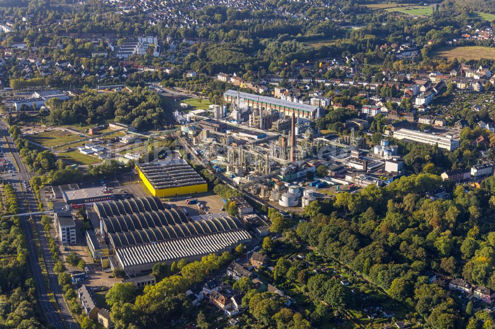 Herne von oben - Raffinerie- Werksgelände des Chemieproduzenten Evonik-Industries in Herne im Bundesland Nordrhein-Westfalen