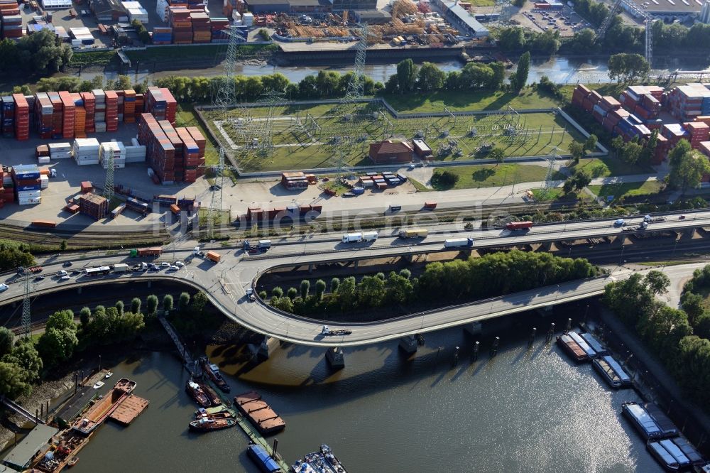 Luftaufnahme Hamburg - Rampen-Brücke Breslauer Rampe in Hamburg-Mitte / Steinwerder