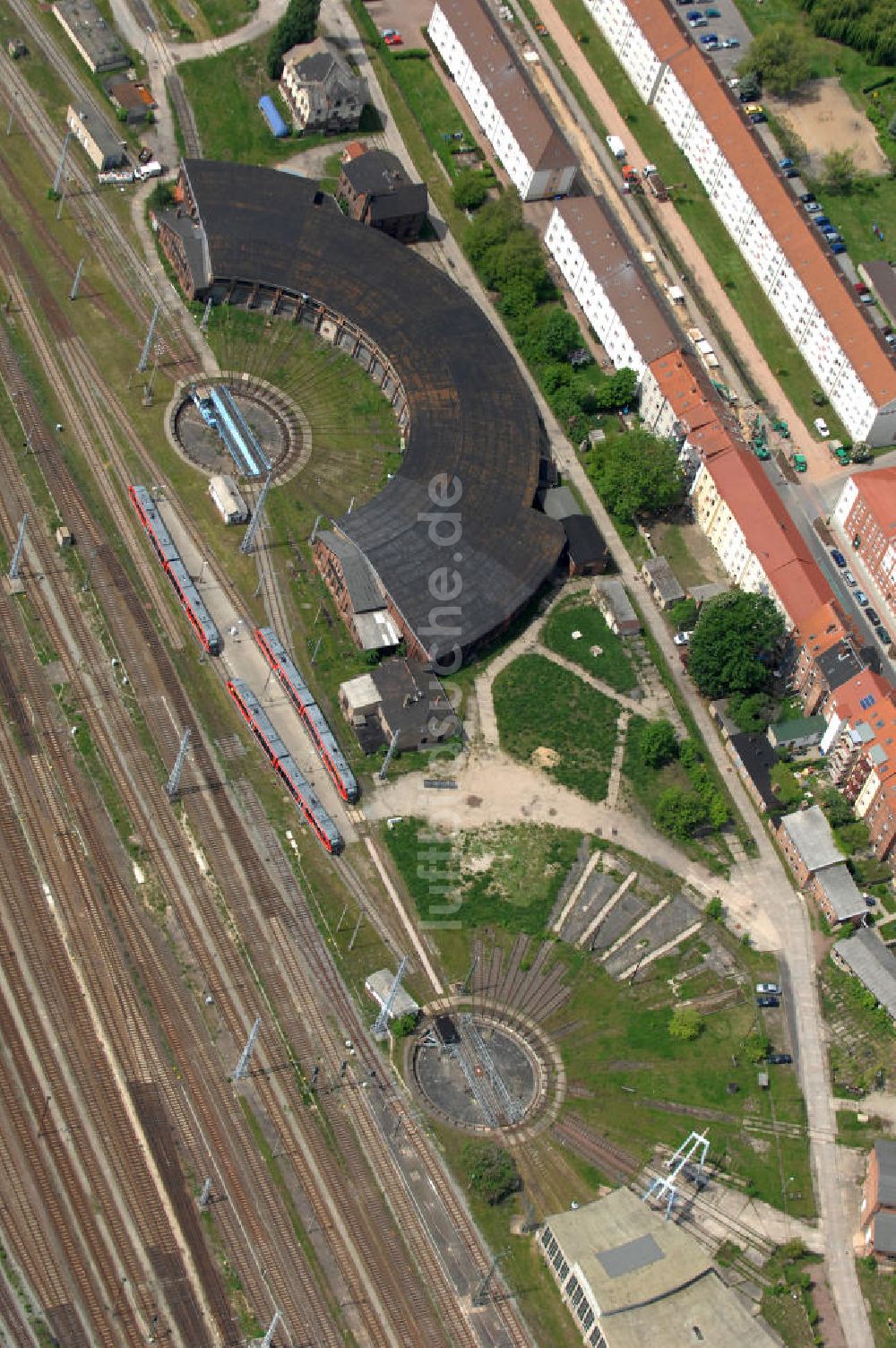 Stendal von oben - Rangierbahnhof des Bahnbetriebswerkes Stendal in Sachsen-Anhalt