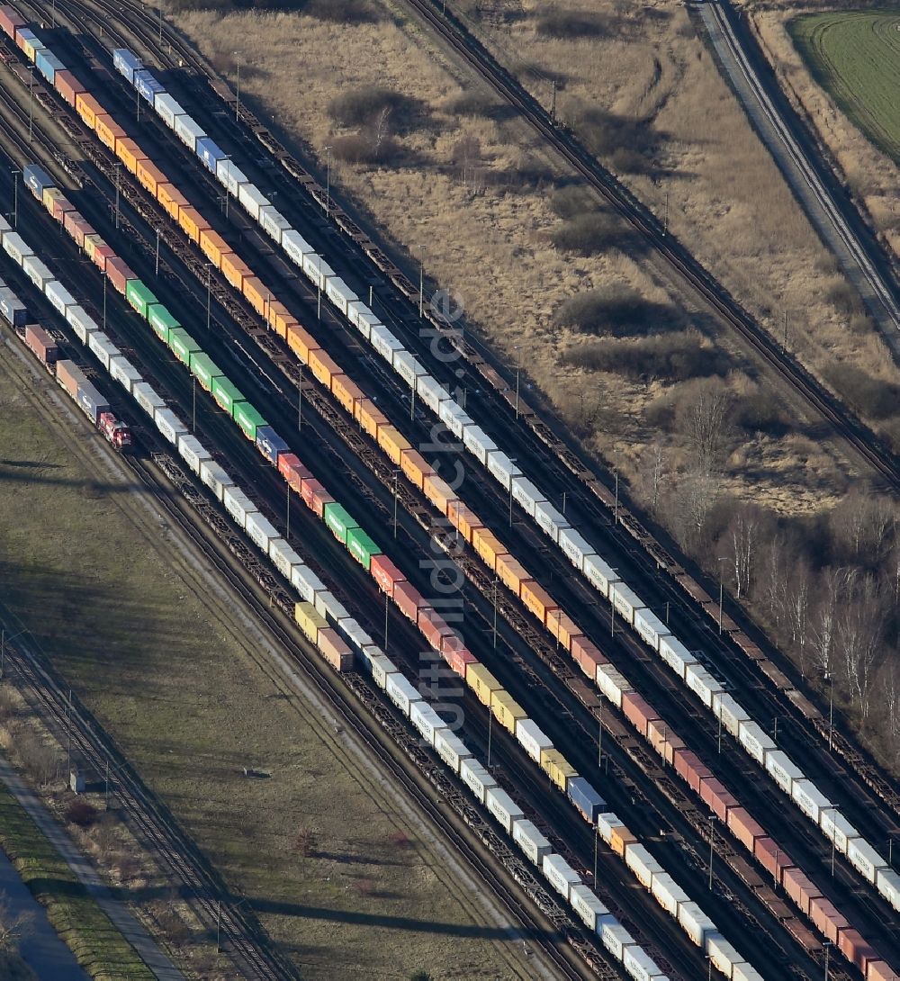 Luftbild Bremerhaven - Rangierbahnhof und Güterbahnhof der Deutschen Bahn in Bremerhaven im Bundesland Bremen