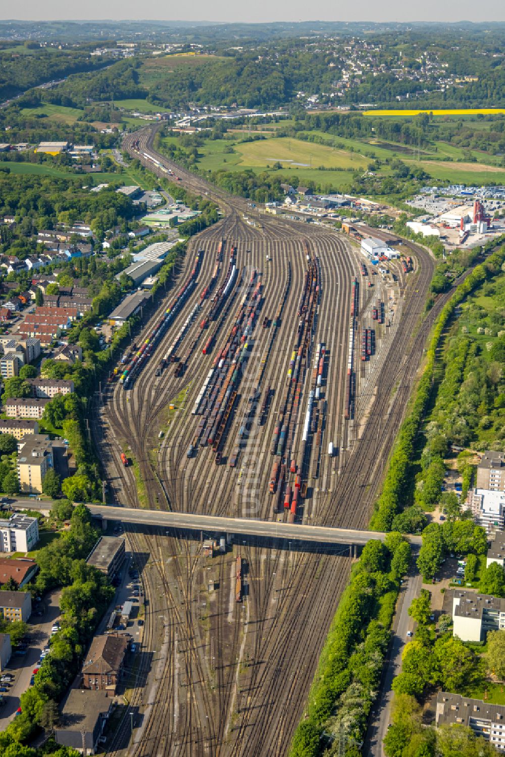 Luftbild Hagen - Rangierbahnhof und Güterbahnhof der Deutschen Bahn in Hagen im Bundesland Nordrhein-Westfalen, Deutschland