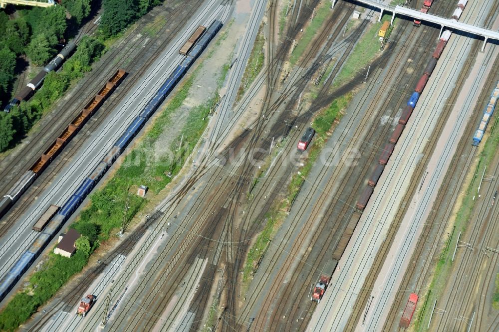 Leipzig aus der Vogelperspektive: Rangierbahnhof und Güterbahnhof der Deutschen Bahn in Leipzig im Bundesland Sachsen