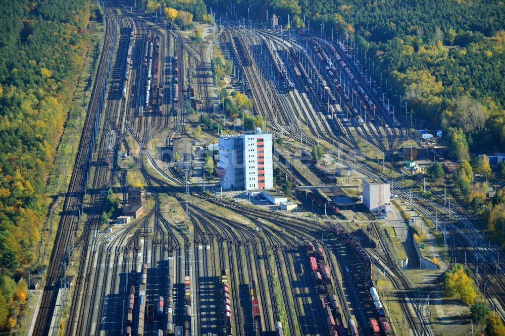 Seddin von oben - Rangierbahnhof und Güterbahnhof der Deutschen Bahn in Neuseddin im Bundesland Brandenburg