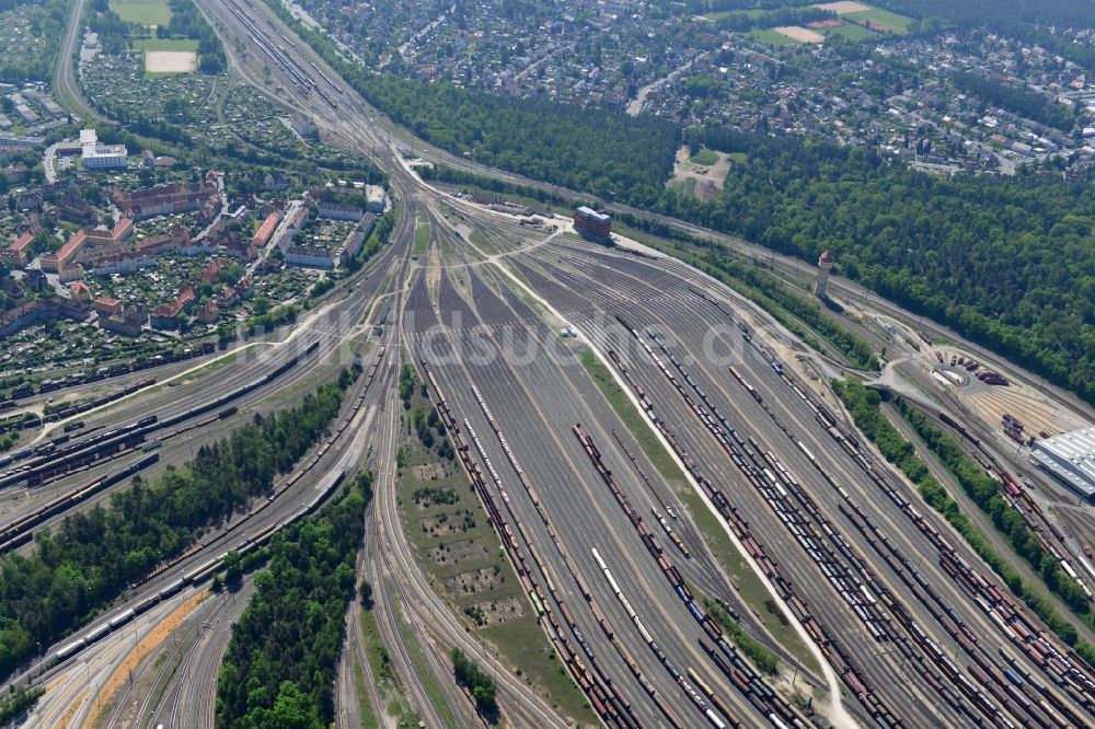 Nürnberg von oben - Rangierbahnhof und Güterbahnhof der Deutschen Bahn in Nürnberg im Bundesland Bayern