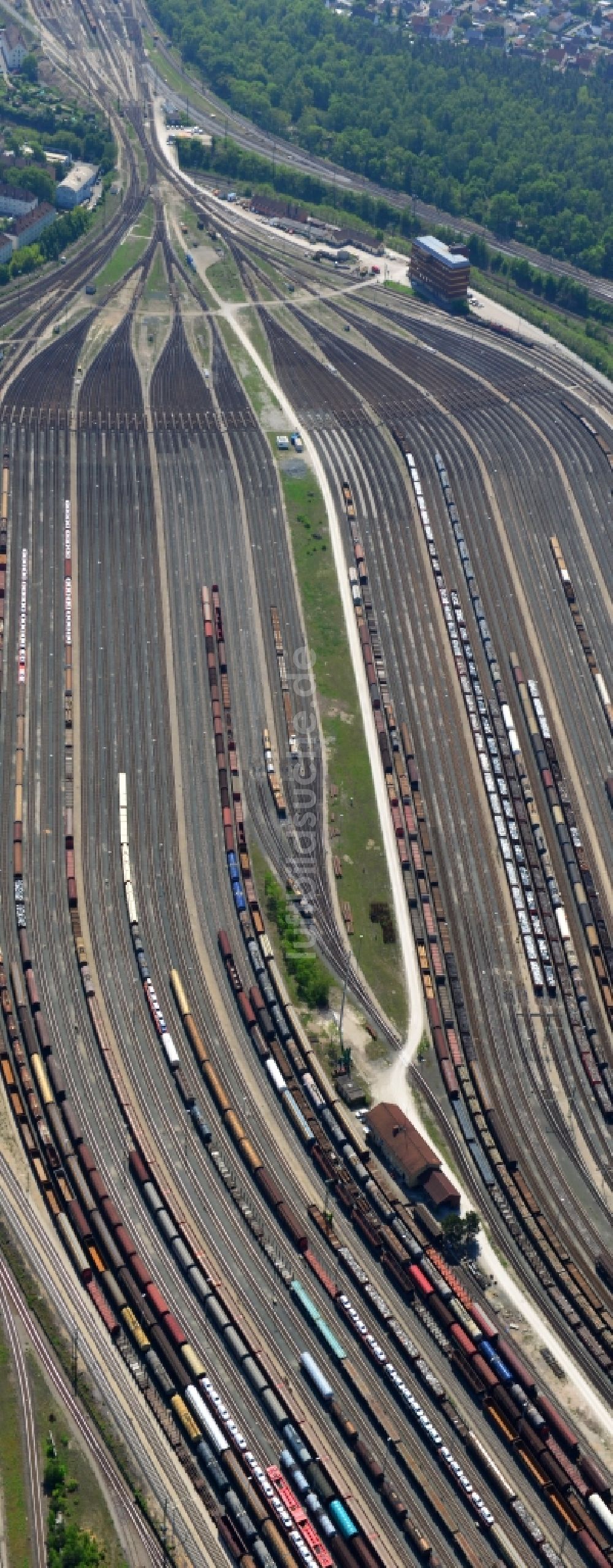 Nürnberg aus der Vogelperspektive: Rangierbahnhof und Güterbahnhof der Deutschen Bahn in Nürnberg im Bundesland Bayern