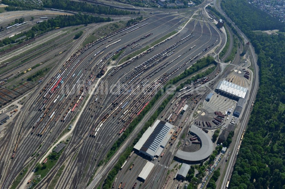 Nürnberg von oben - Rangierbahnhof und Güterbahnhof der Deutschen Bahn in Nürnberg im Bundesland Bayern