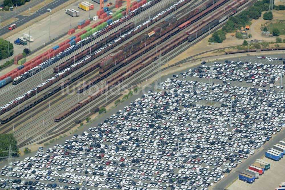 Wolfsburg von oben - Rangierbahnhof und Güterbahnhof der Deutschen Bahn in Wolfsburg im Bundesland Niedersachsen