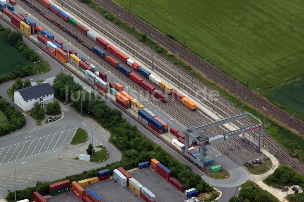 Luftbild Dornstadt - Rangierbahnhof und Güterbahnhof des DUSS-Terminals Ulm der Deutschen Bahn in Dornstadt im Bundesland Baden-Württemberg, Deutschland