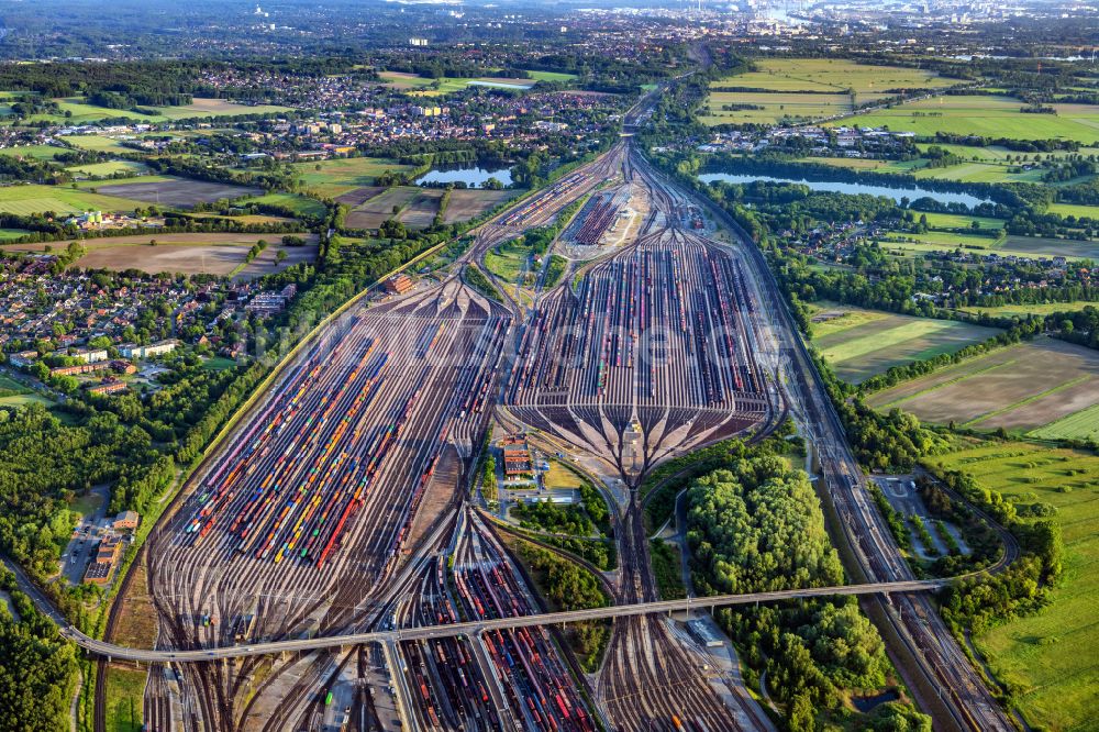 Seevetal aus der Vogelperspektive: Rangierbahnhof und Güterbahnhof Maschen der Deutschen Bahn im Ortsteil Maschen in Seevetal im Bundesland Niedersachsen, Deutschland