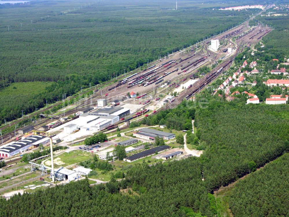 Luftaufnahme Neuseddin - Rangierbahnhof und Güterbahnhof Seddin der Deutschen Bahn in Neuseddin im Bundesland Brandenburg