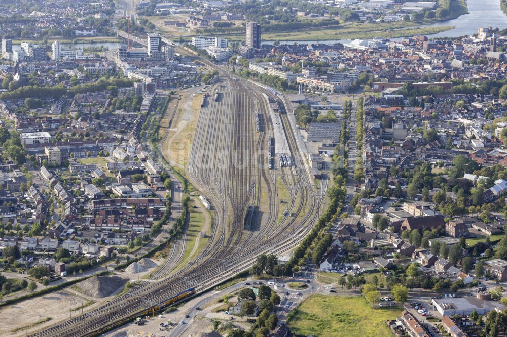 Luftaufnahme Venlo - Rangierbahnhof und Güterbahnhof in Venlo in Limburg, Niederlande