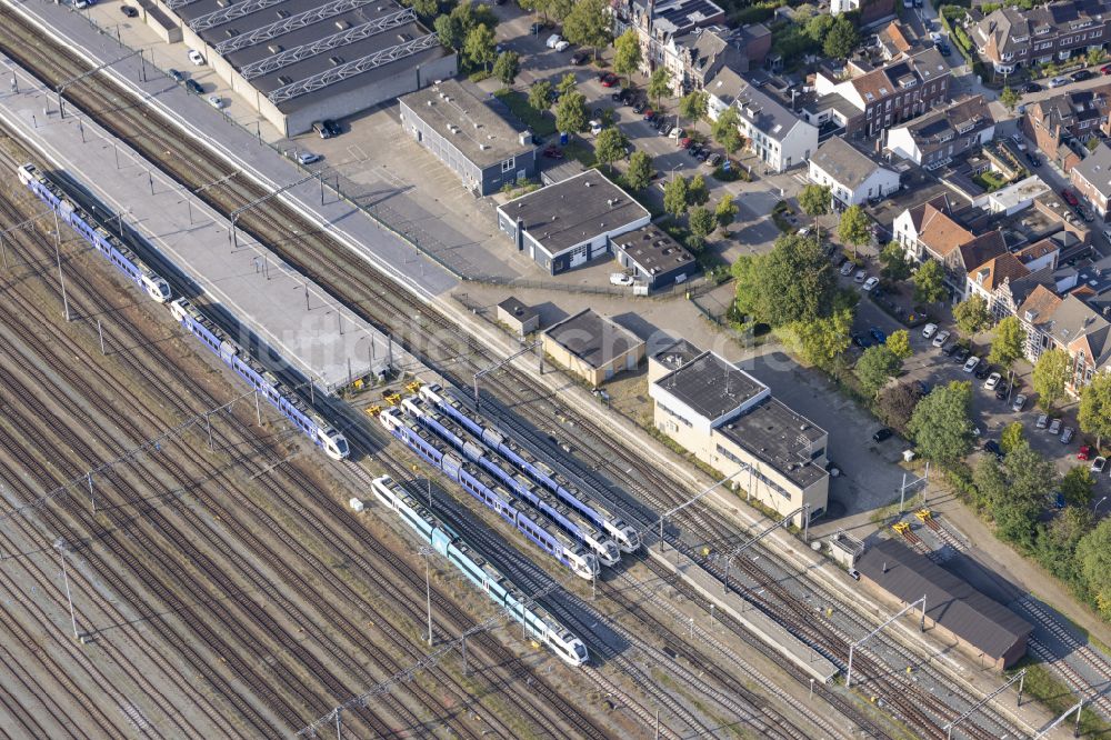 Venlo von oben - Rangierbahnhof und Güterbahnhof in Venlo in Limburg, Niederlande