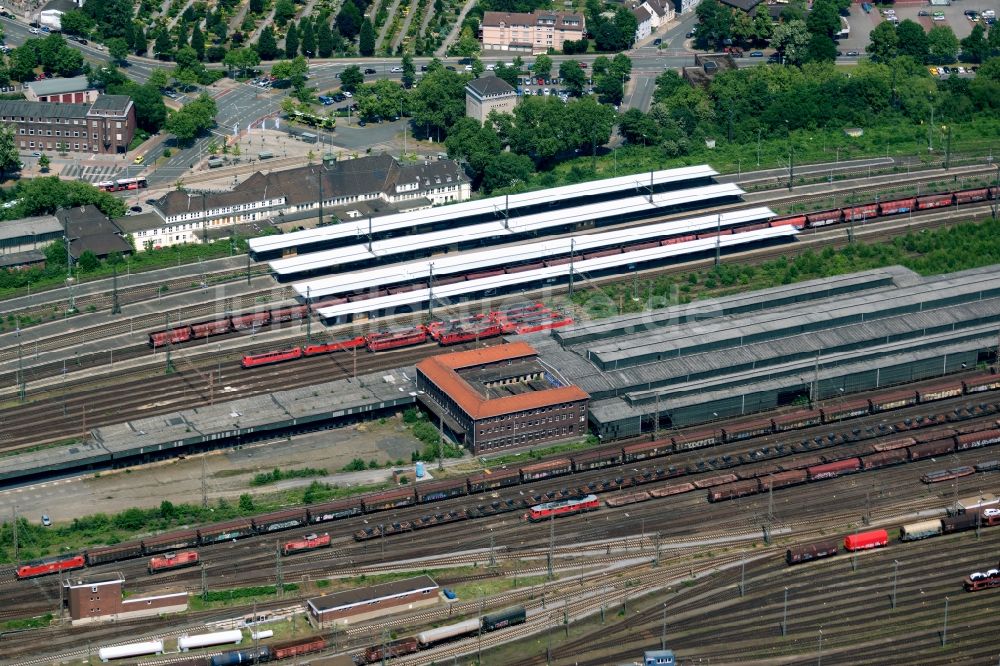 Herne aus der Vogelperspektive: Rangierbahnhof und Schienen des Hauptbahnhofes Wanne-Eickel der Deutschen Bahn in Herne im Bundesland Nordrhein-Westfalen