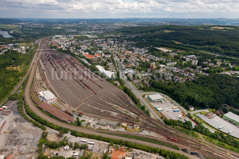 Hagen aus der Vogelperspektive: Rangierbahnhof und Wohngebiet in Hagen im Bundesland Nordrhein-Westfalen