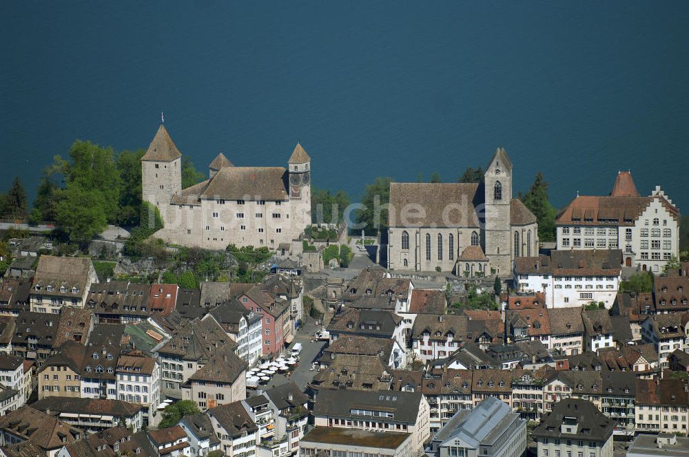 Rapperswil aus der Vogelperspektive: Rapperswil am Zürichsee und Obersee in der Schweiz