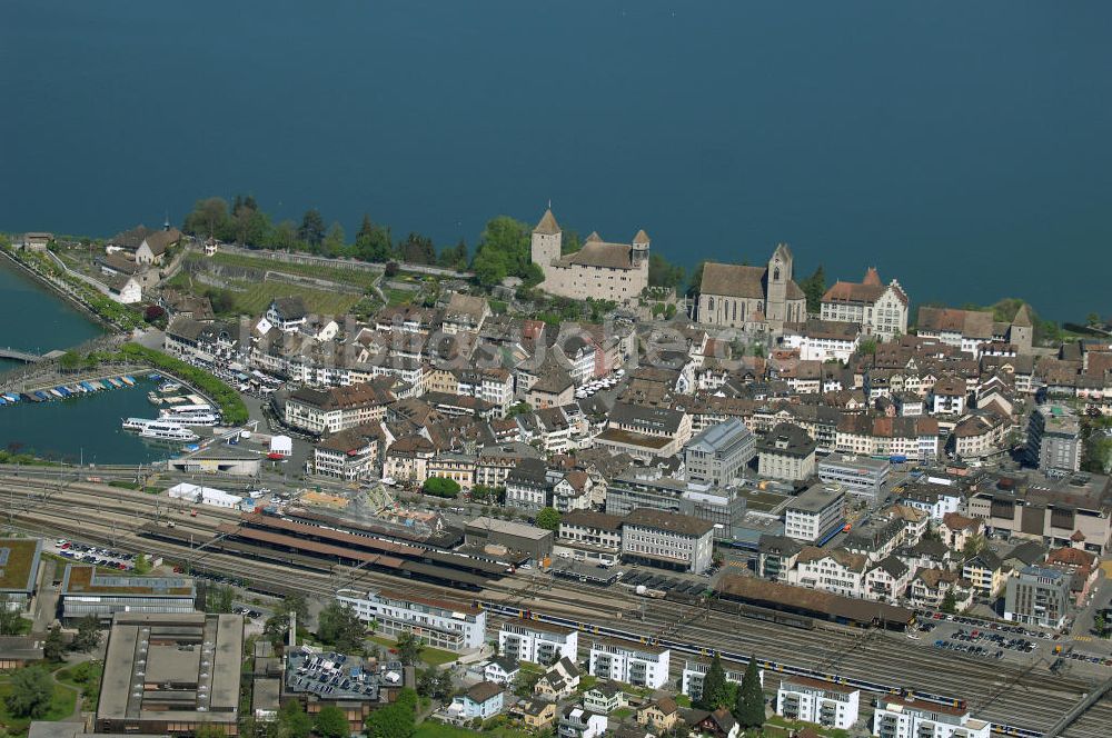 Luftaufnahme Rapperswil - Rapperswil am Zürichsee und Obersee in der Schweiz