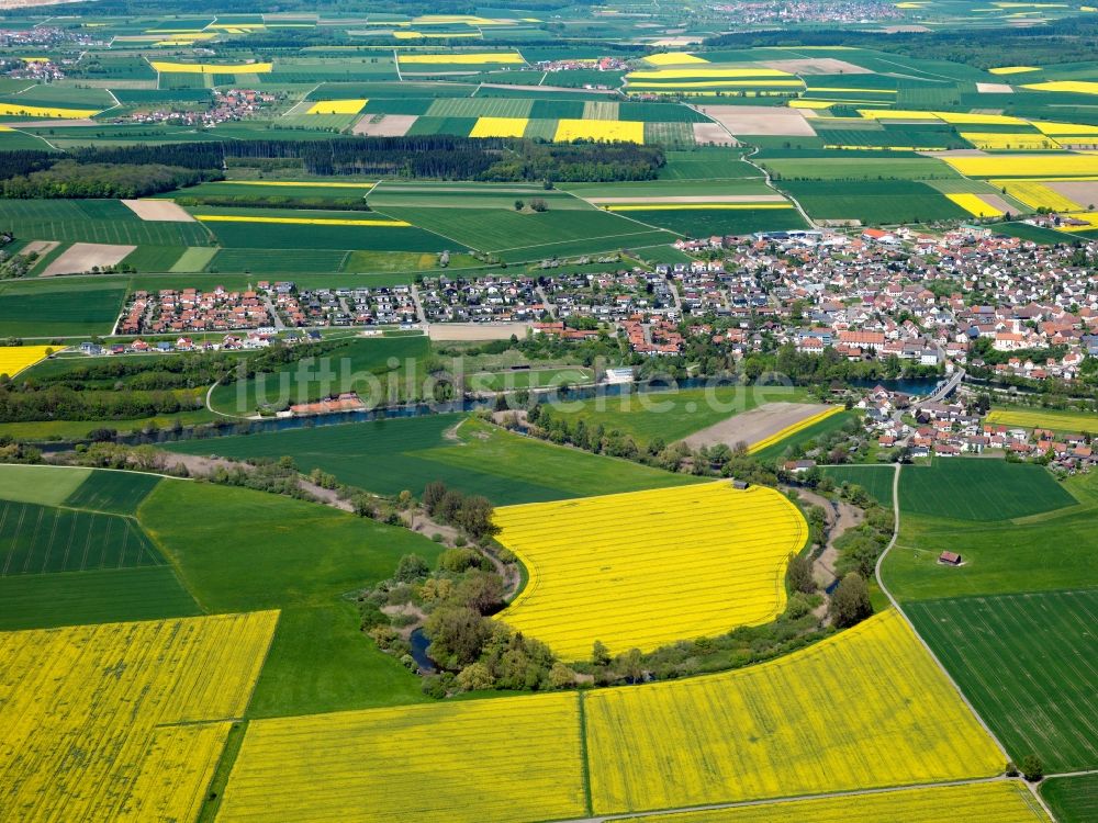 Luftbild Öpfingen - Rapsfelder und die Donau in der Gemeinde Öpfingen im Bundesland Baden-Württemberg