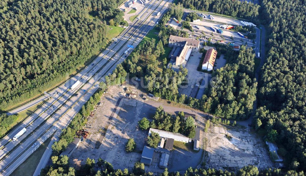 Luftbild - Rasthof Hermsdorfer Kreuz an der A4 / A9 in Thüringen