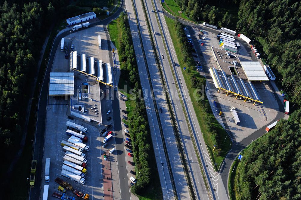 Luftbild - Rasthof Hermsdorfer Kreuz an der A4 / A9 in Thüringen